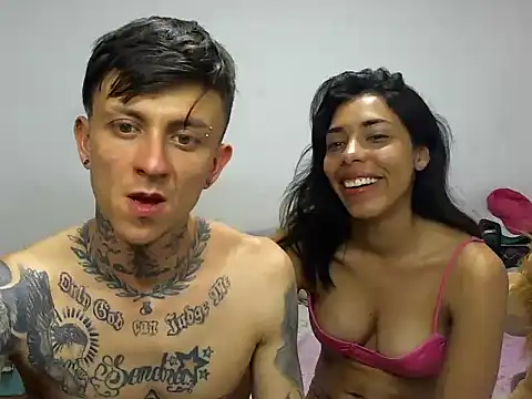 MeganAndMax@xh's web cam