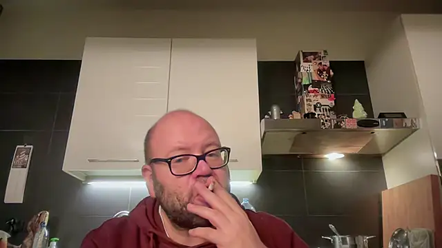 theitalianbear live sex cam