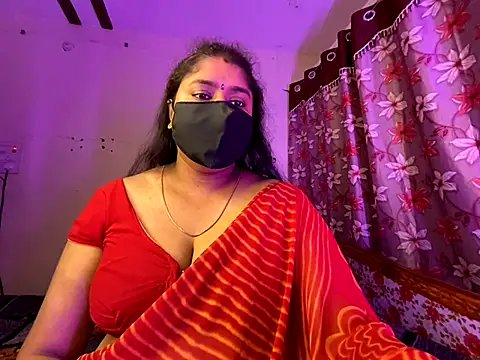 LouleyRanii's cam snapshot