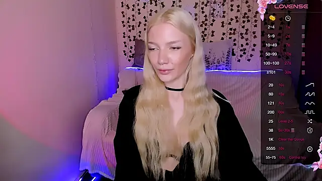 AnyaTaylor_'s cam snapshot