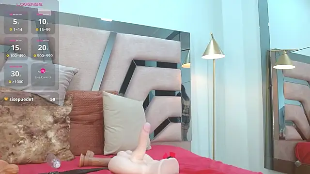 cintia_hills's cam snapshot