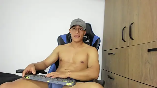 dorman_boy live sex cam