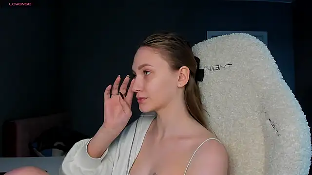 Ammi_bliss's cam snapshot