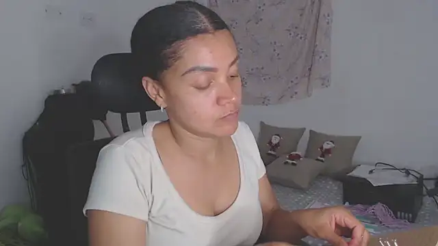 shayna_cute's cam snapshot