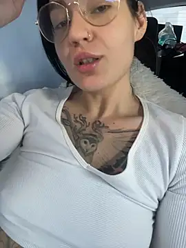 MeekyRich live sex cam