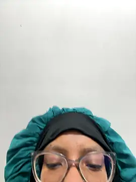 Curly_lily's cam snapshot