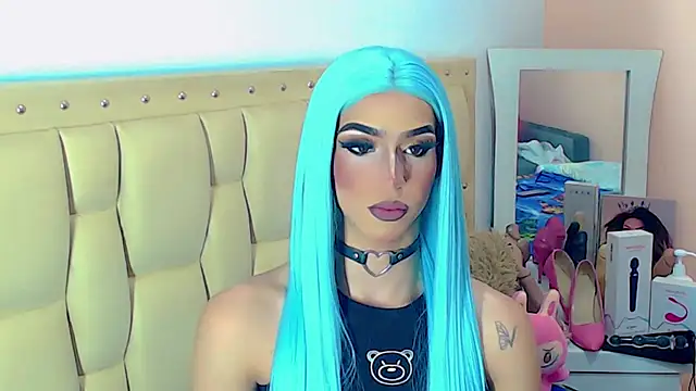 briana_sex32's cam snapshot