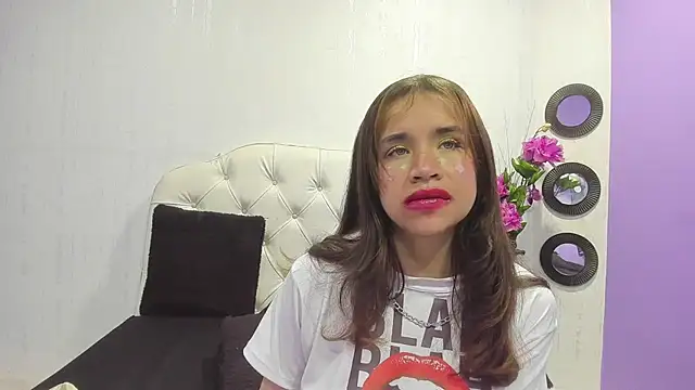 Hot_Barbie_Poku2's cam snapshot