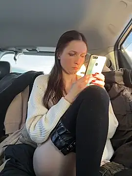 ZaraHill's cam snapshot