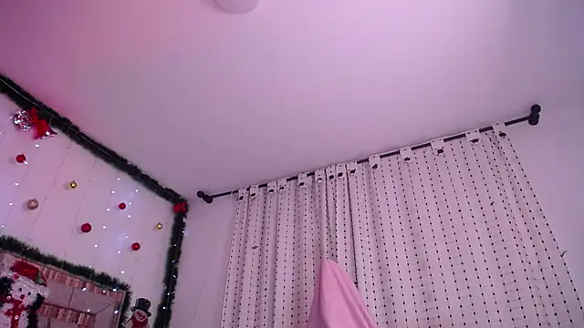 salomecastro_'s cam snapshot