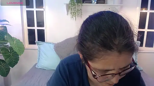 Linda_banks_'s cam snapshot