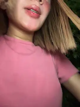 SweetBunnyGF's cam snapshot