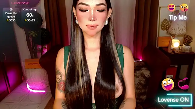 MouthWatering_Ayesha's cam snapshot