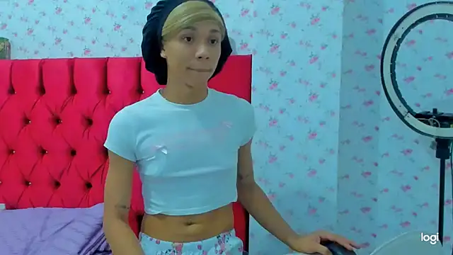 StassieBell's cam snapshot