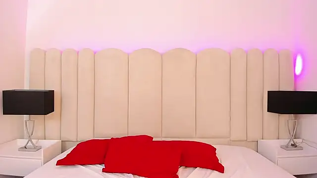 Camilla_Gomez's cam snapshot