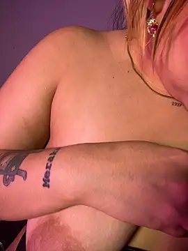 IvyyStone_'s cam snapshot