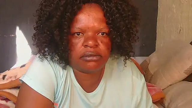 ebony_rose11's cam snapshot