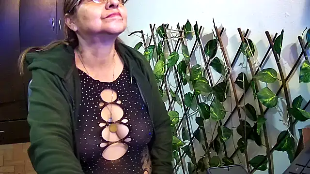 nicoltatiana_'s cam snapshot