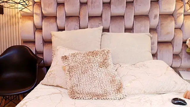 DulceEstrella_'s cam snapshot