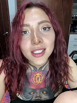 SelenaRouge1's cam snapshot