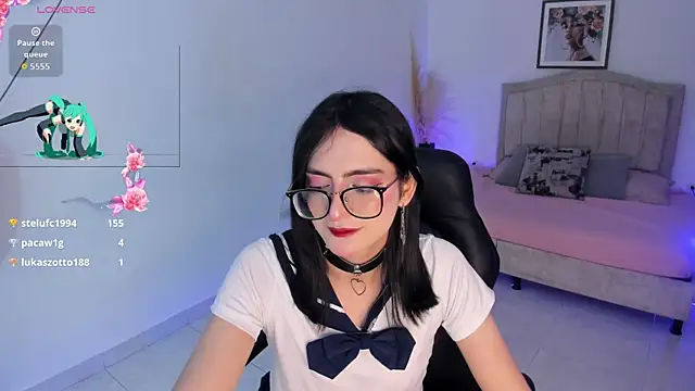 Noah_Cherry's cam snapshot