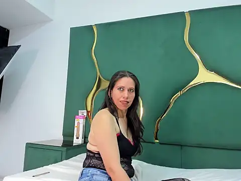 RoxanneBloom's cam snapshot