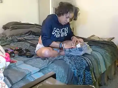 realninafame live sex cam