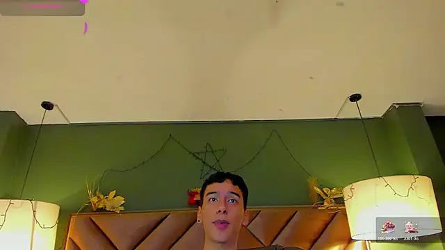 Aiden_Royce's cam snapshot