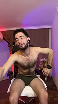 _YOURHERO's cam snapshot