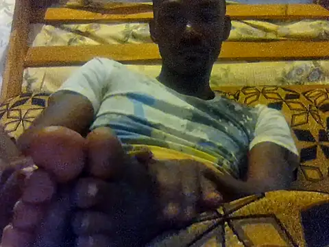 LookingLover34's cam snapshot