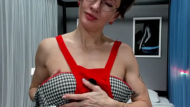 Dorothy_Meyer live sex cam