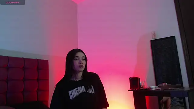 megan_lover's cam snapshot