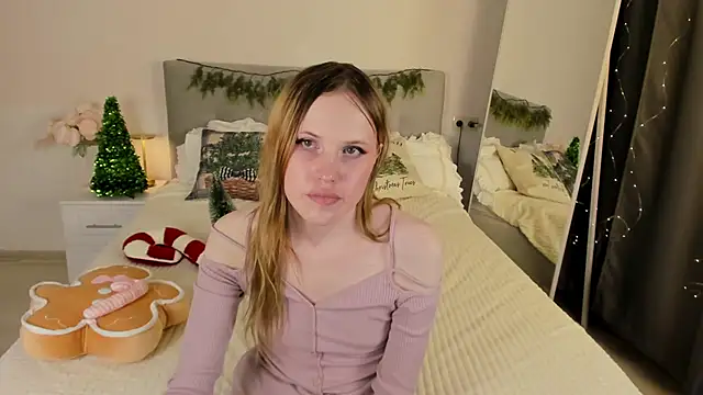 EffieMinki's cam snapshot