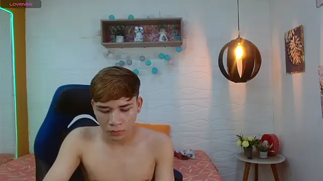 nathanclay's cam snapshot