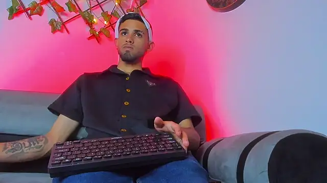 Angel_blue1's cam snapshot