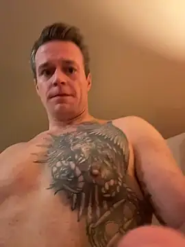 DILFiGuess1's cam snapshot