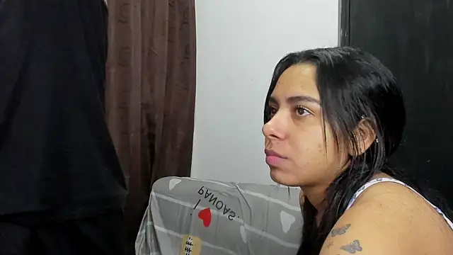 violet_and_myers live sex cam