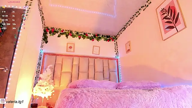 Valeria_Thompson1's cam snapshot