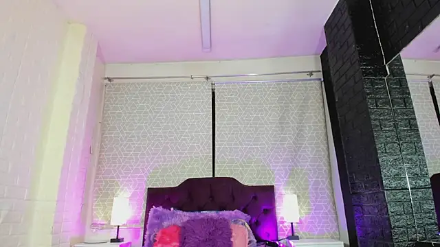 Zamara_Kleii's cam snapshot