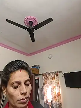 ISHANI-SINGH's cam snapshot