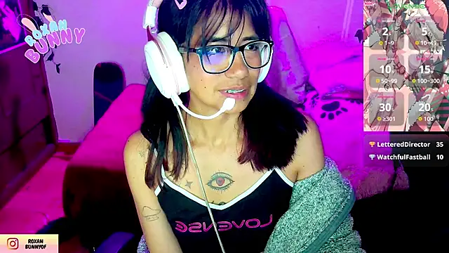 Roxanbunny1's cam snapshot