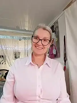 irinamaux live sex cam