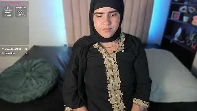 NicoleeAnistonn live sex cam