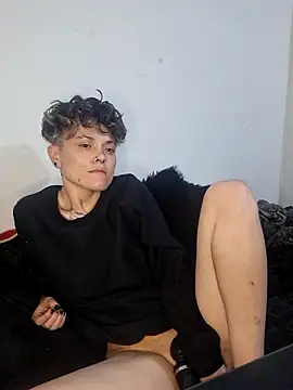 megan_cr's cam snapshot