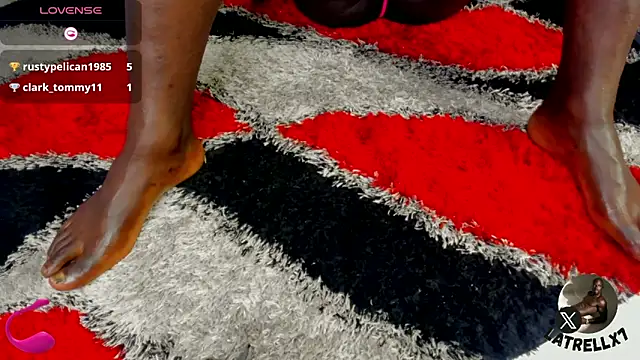 Latrellx7's cam snapshot