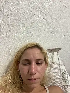 Bruxinha551's cam snapshot