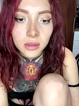 SelenaRouge1's cam snapshot