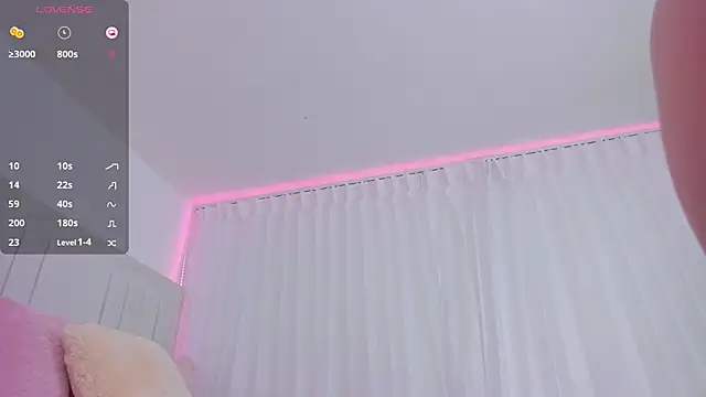 ami_sweet18's cam snapshot