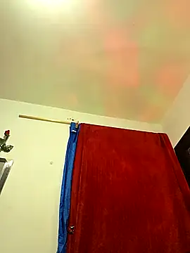 GabySpanic12's cam snapshot