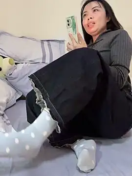 chick-888's cam snapshot